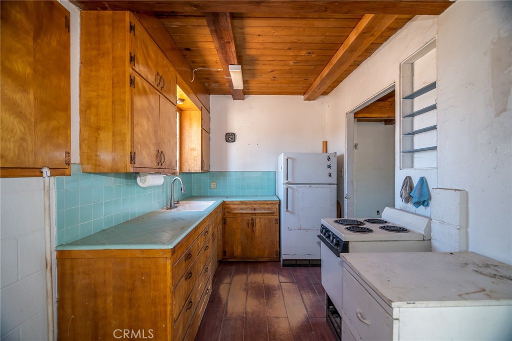 MLS #DW25130030 image #6