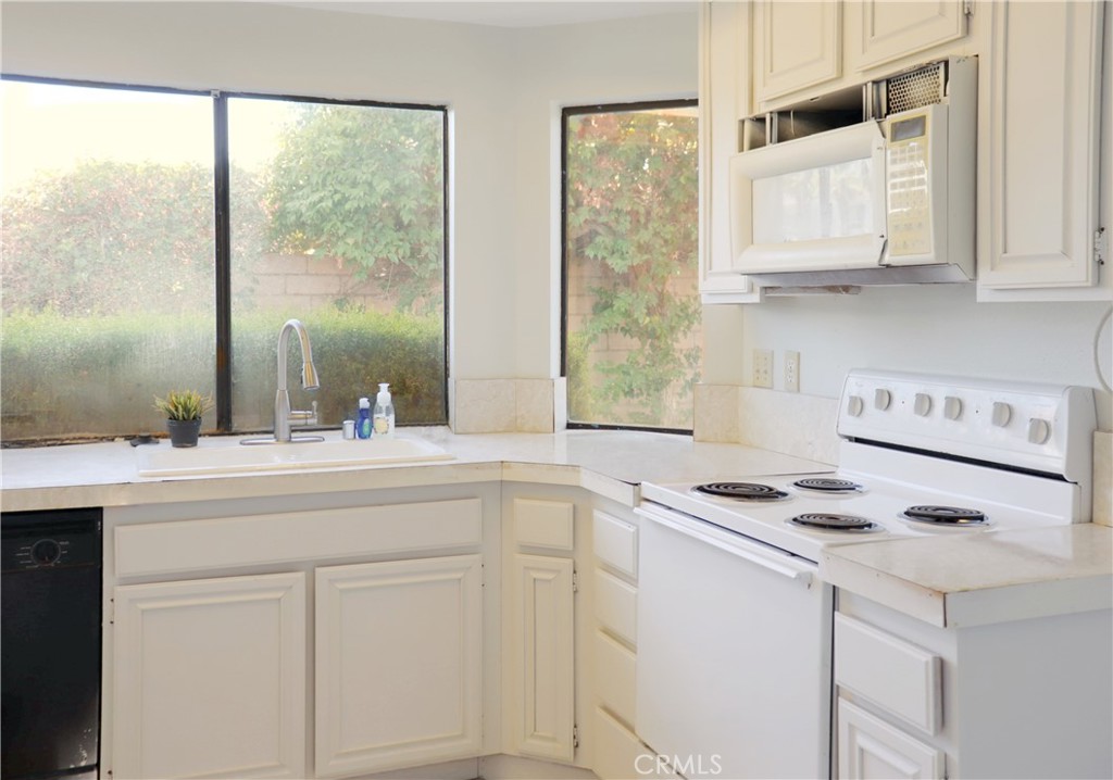 MLS #DW25132579 image #3