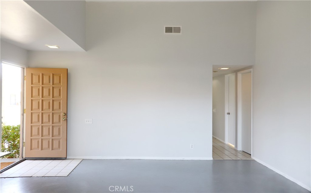 MLS #DW25132579 image #7