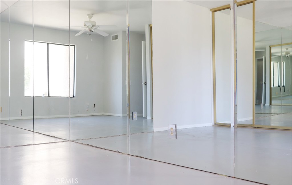 MLS #DW25132579 image #9