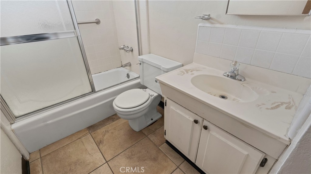 MLS #DW25151308 image #9