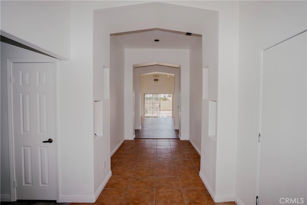 MLS #DW25242277 image #1