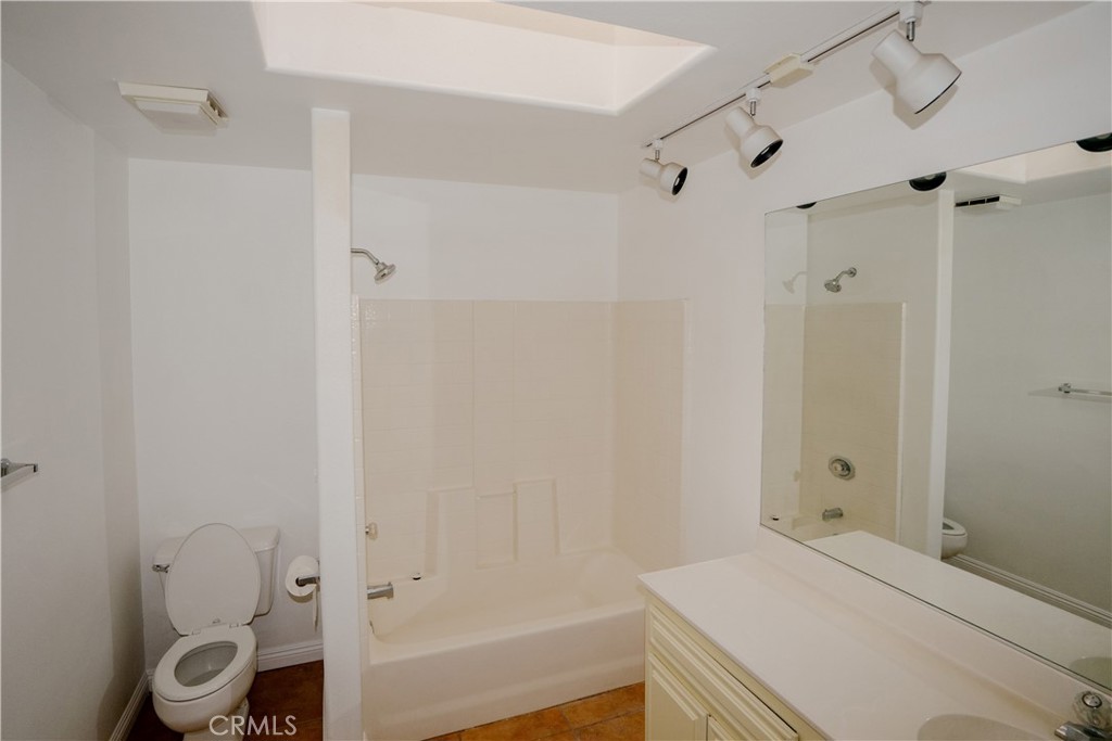 MLS #DW25242277 image #13