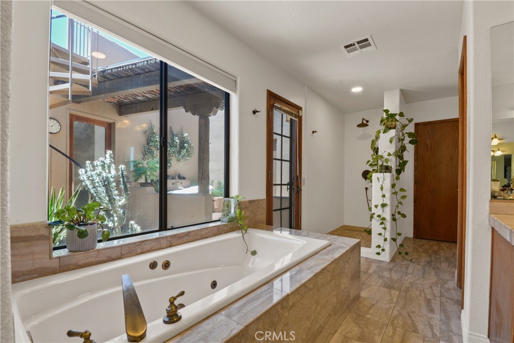 MLS #IG25108888 image #31