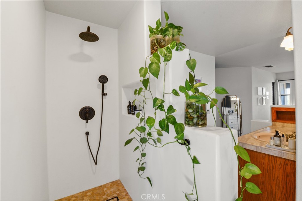 MLS #IG25108888 image #33