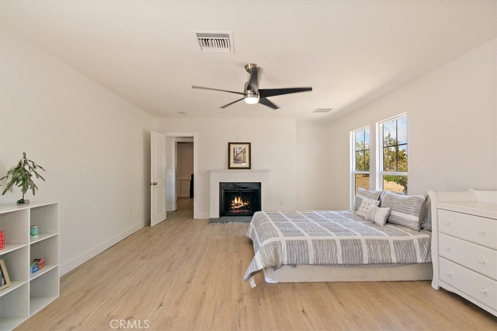 MLS #IG25114951 image #35