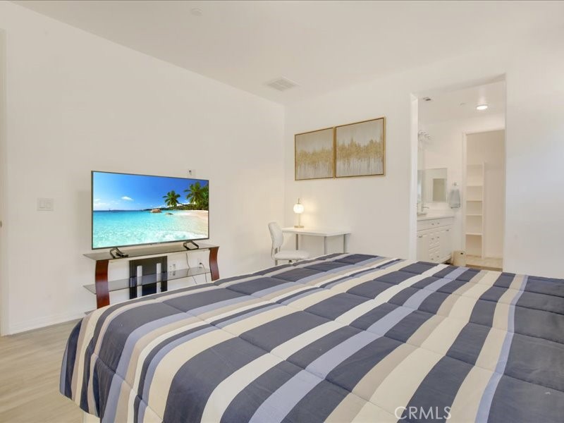 MLS #IG25132085 image #22