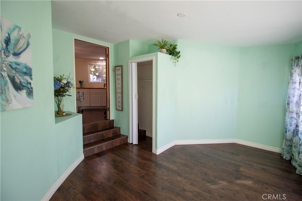 MLS #IG25147282 image #9