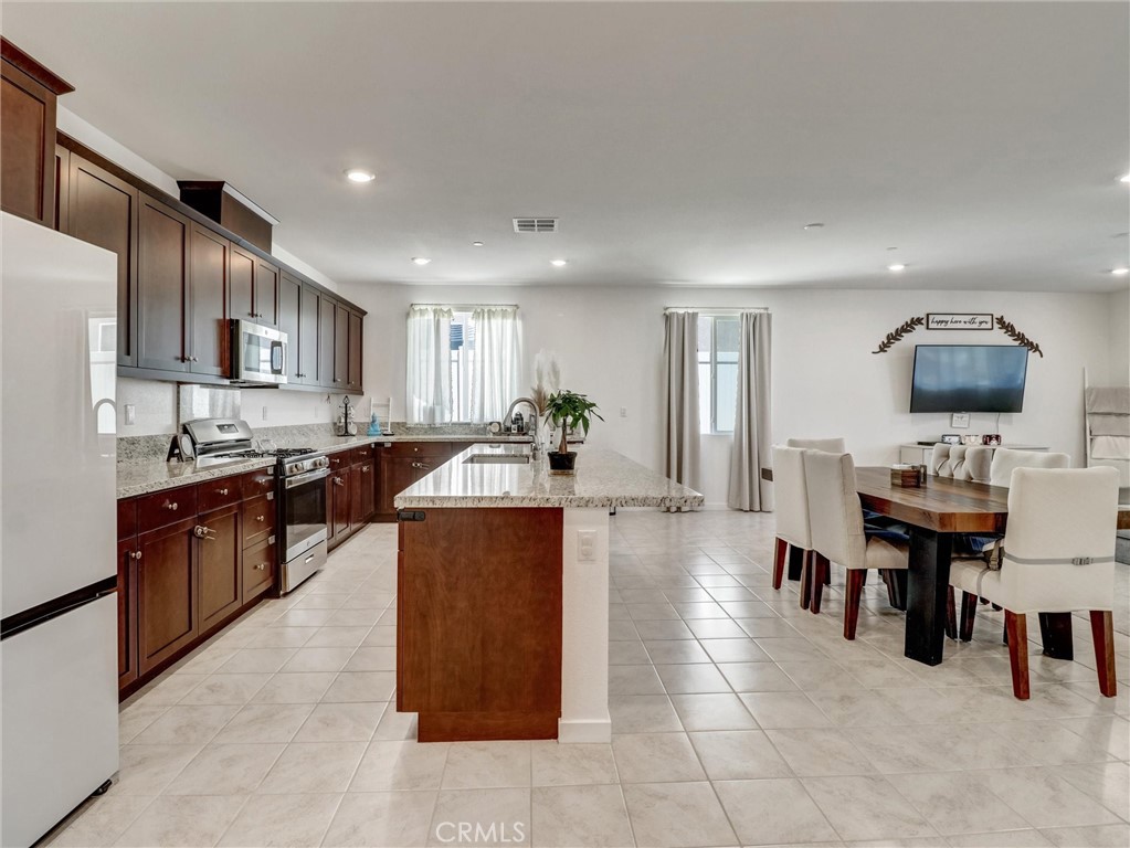 MLS #IG25152425 image #20