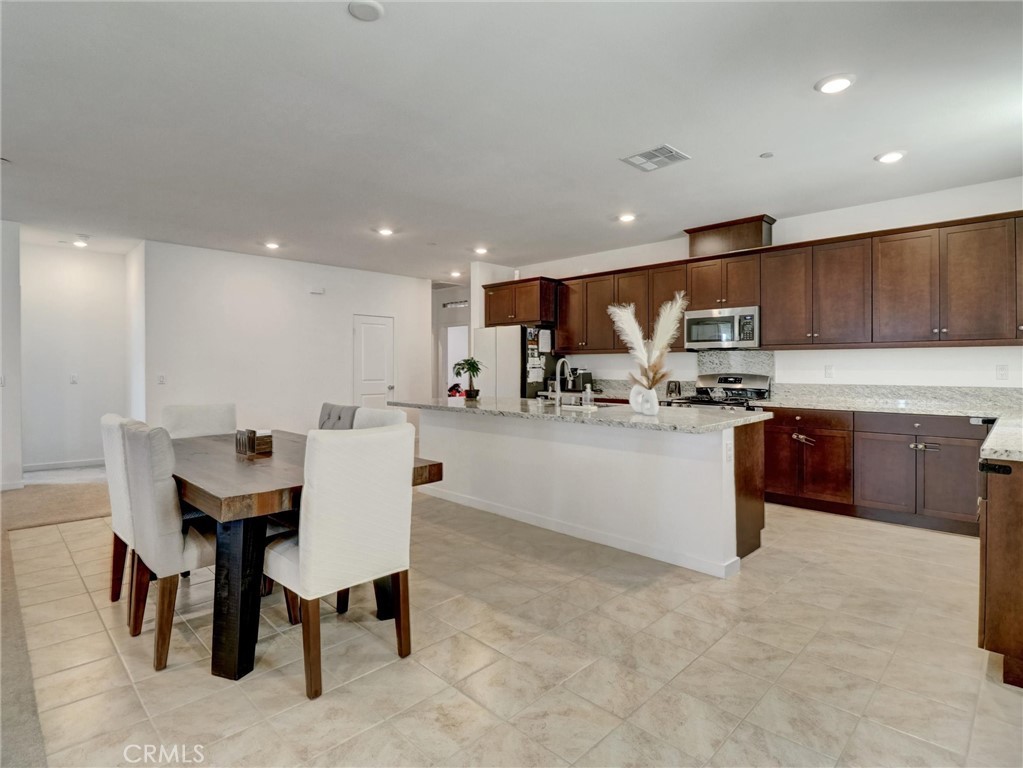 MLS #IG25152425 image #27