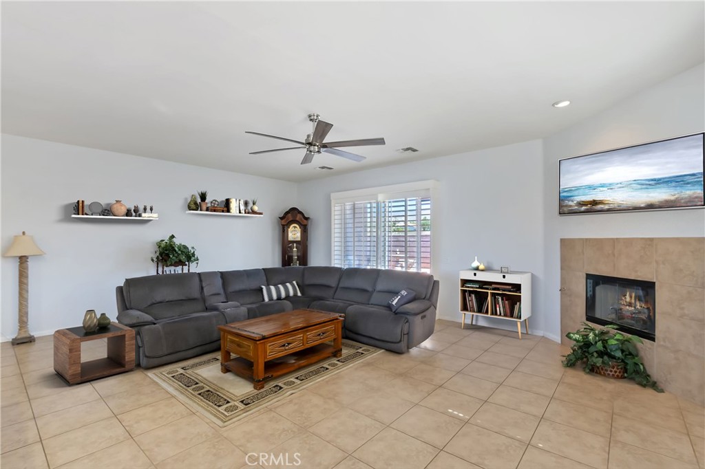 MLS #IG25158870 image #2