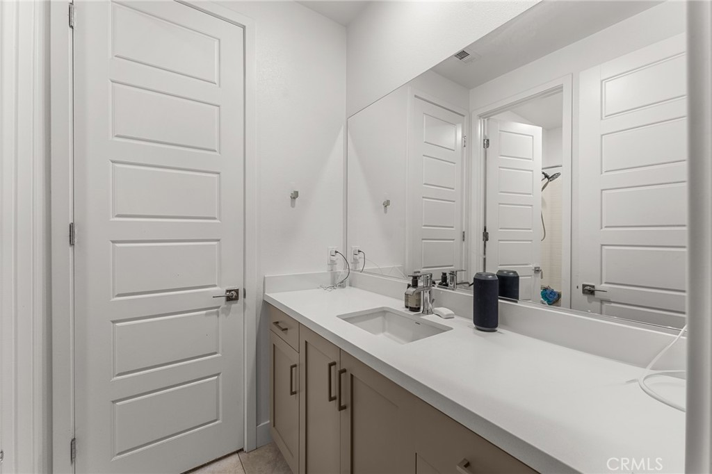 MLS #IG25172007 image #12