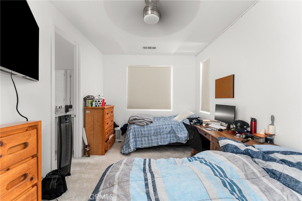 MLS #IG25172007 image #25