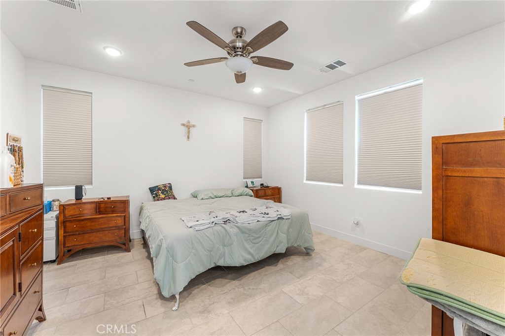 MLS #IG25172007 image #27