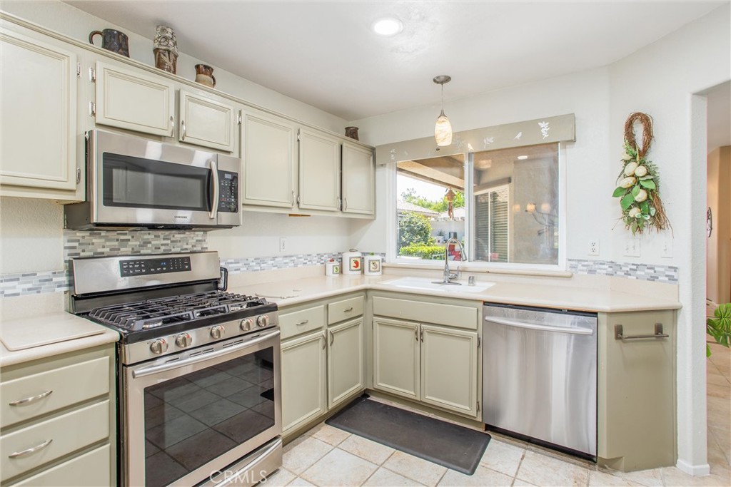 MLS #IG25188529 image #14