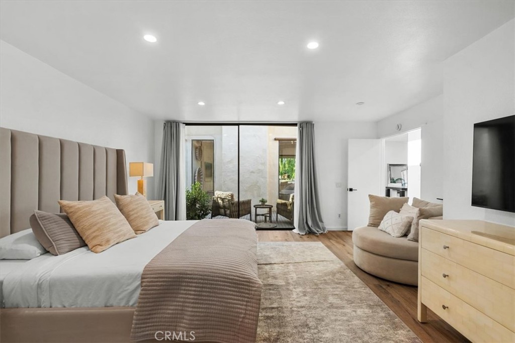 MLS #IG25218826 image #23