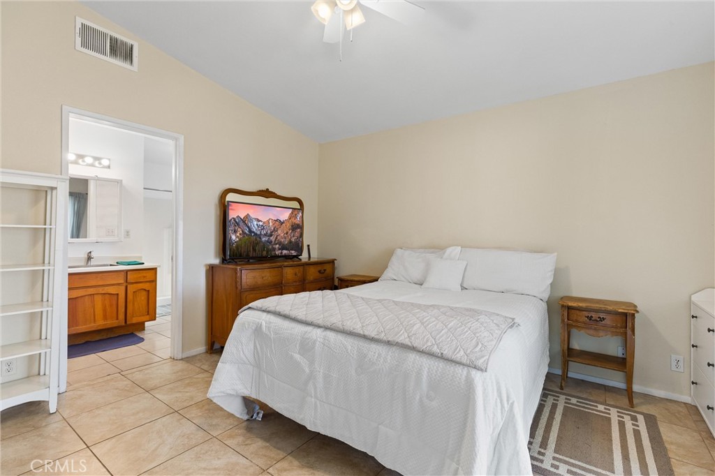 MLS #IG25220035 image #11