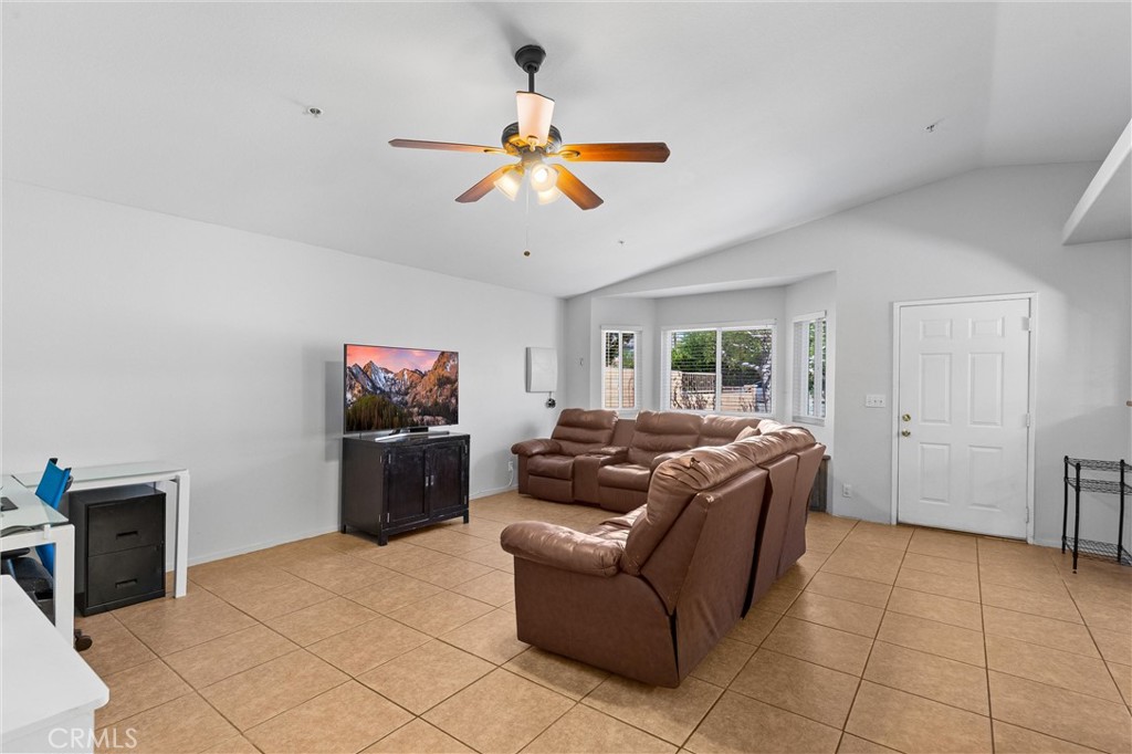 MLS #IG25220035 image #2