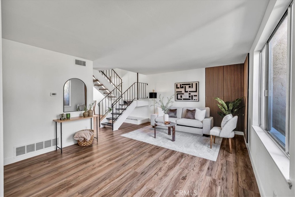 MLS #IG25222865 image #4