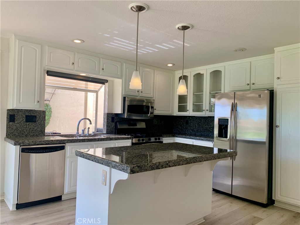 MLS #IG25223307 image #2