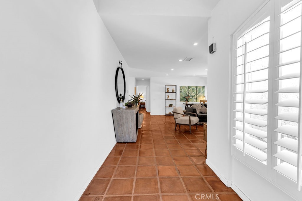 MLS #IG25224988 image #9