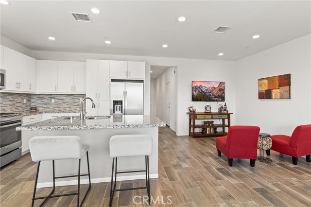 MLS #IG25240765 image #2