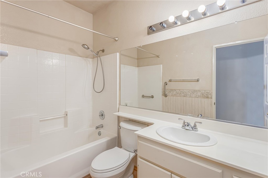 MLS #IG25244703 image #24