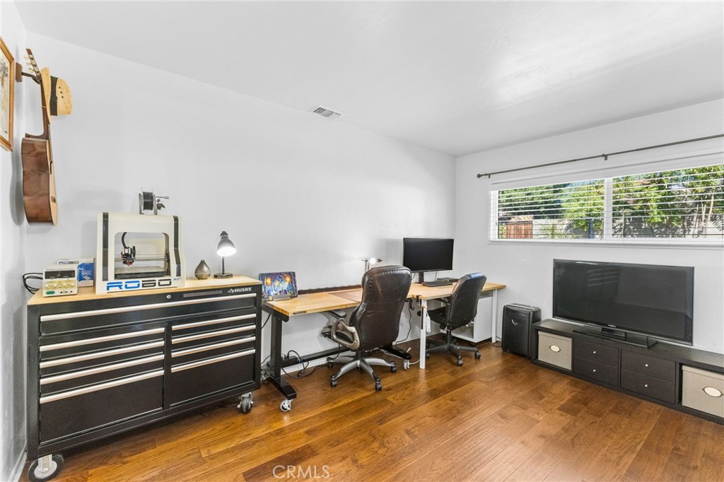 MLS #IG25248570 image #26