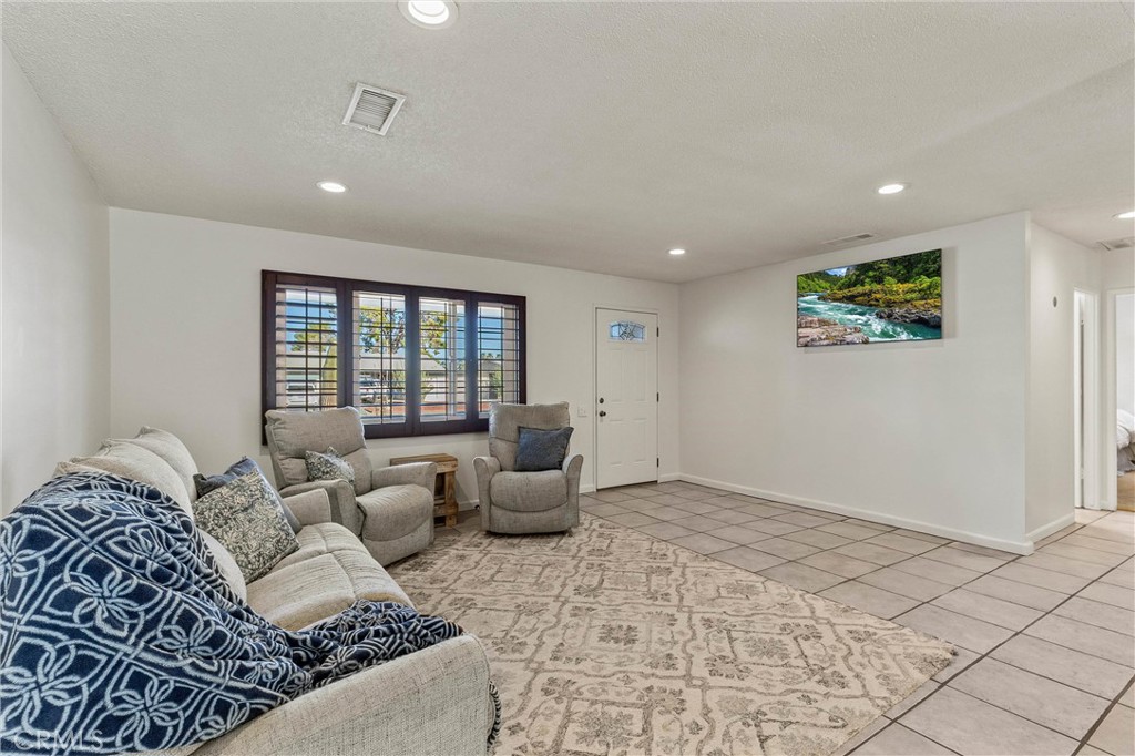 MLS #IG25250319 image #2