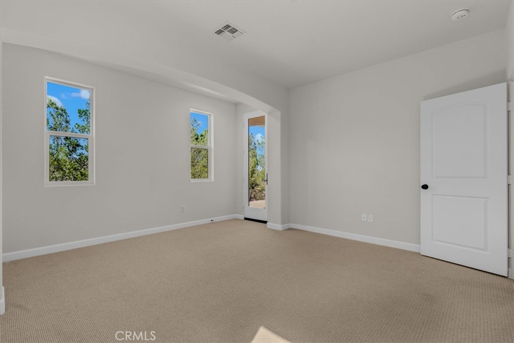 MLS #IV23214241 image #11