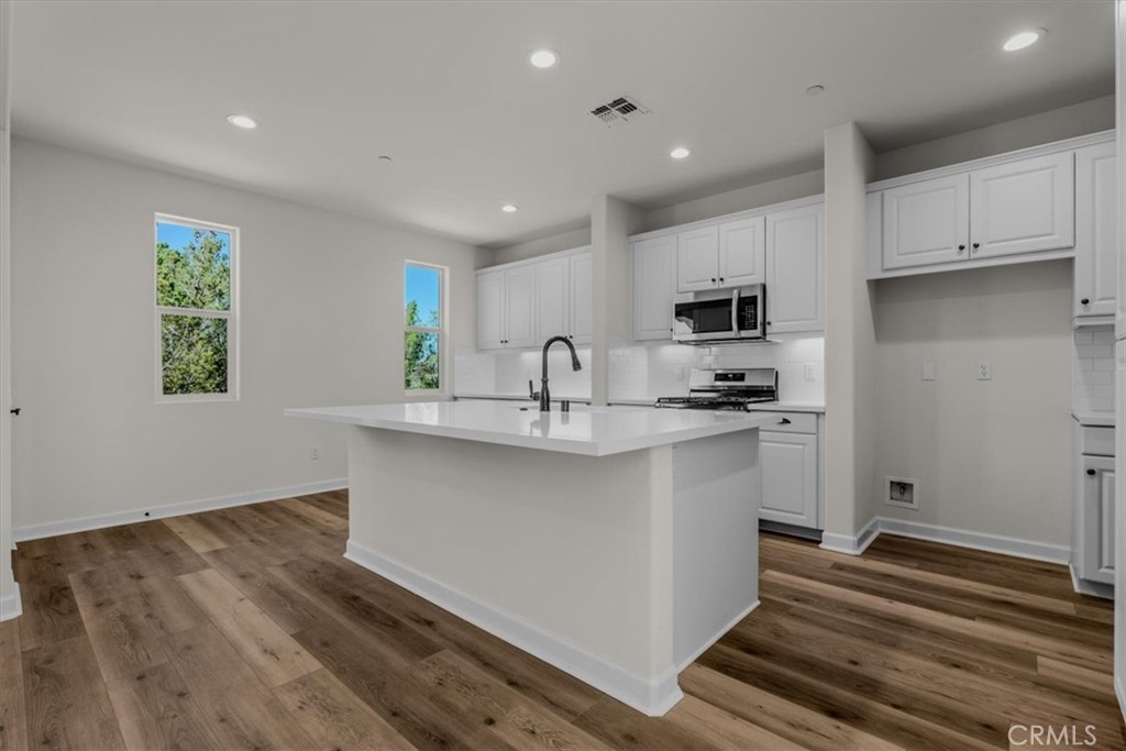 MLS #IV23214241 image #5