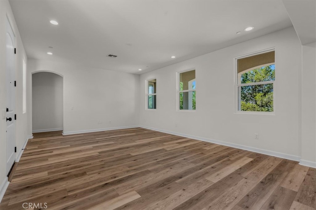 MLS #IV23214241 image #7