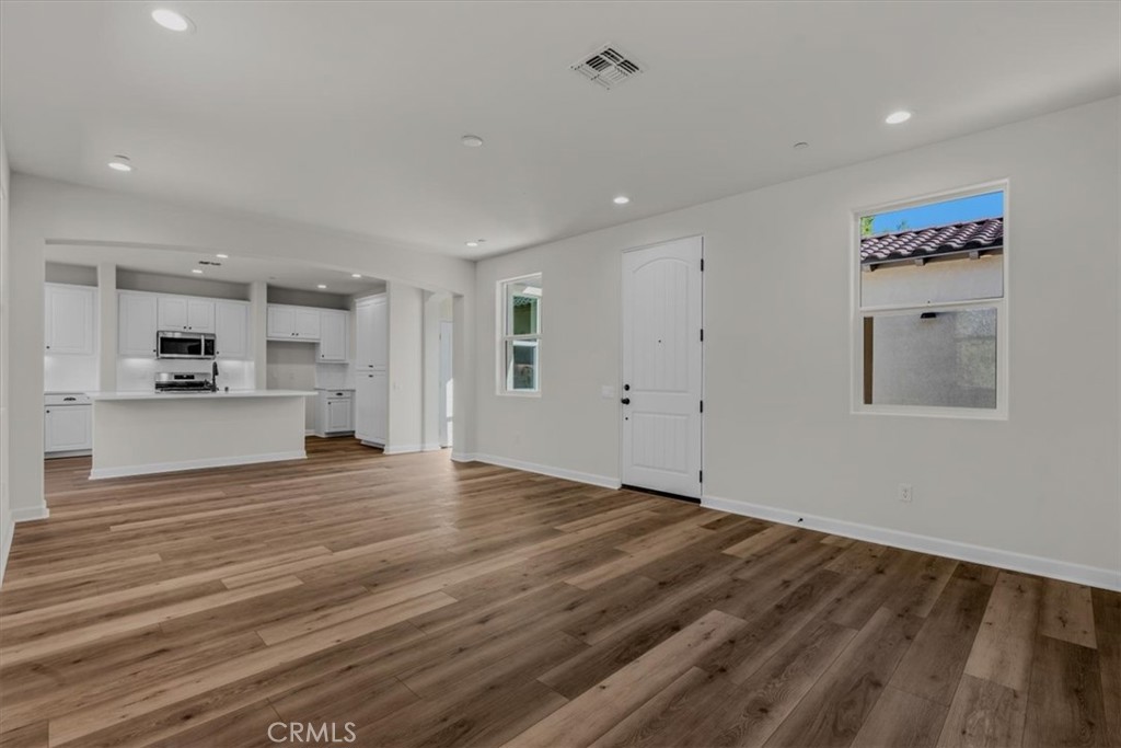 MLS #IV23214241 image #9