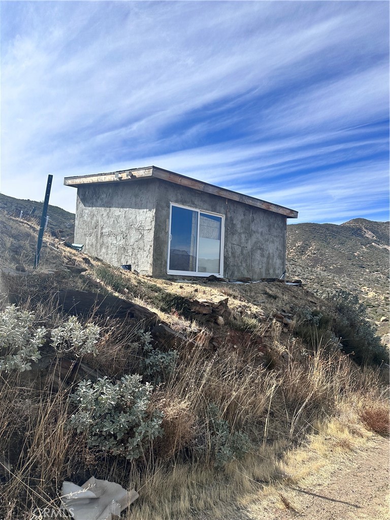 MLS #IV25040301 image #1