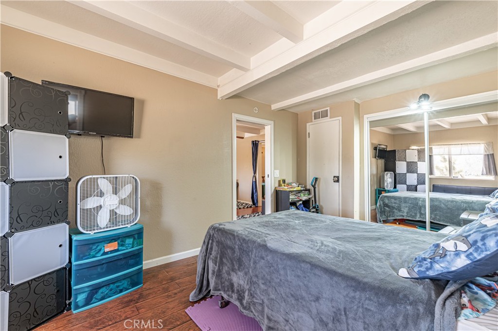 MLS #IV25071431 image #17