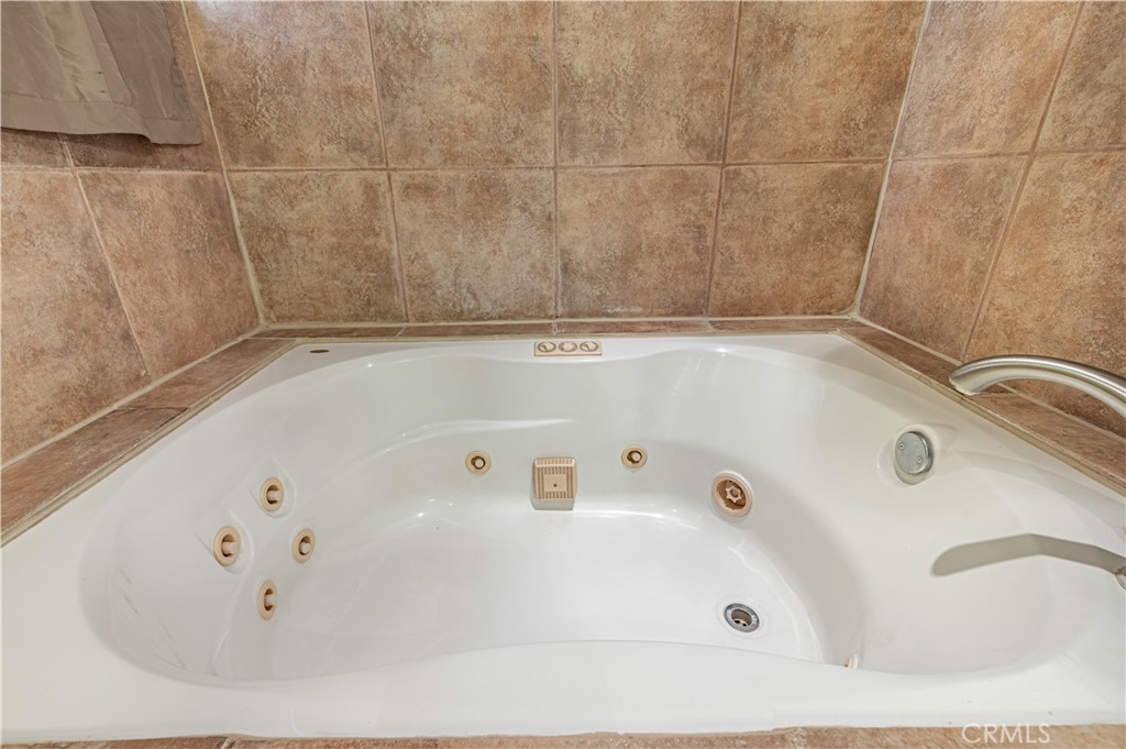 MLS #IV25071431 image #37