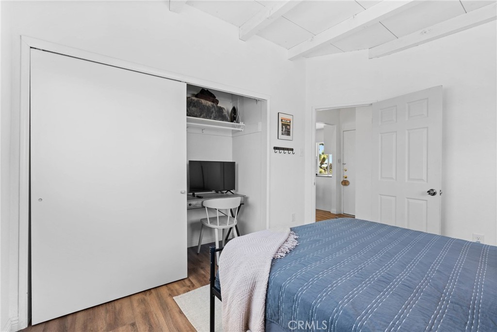 MLS #IV25105249 image #17