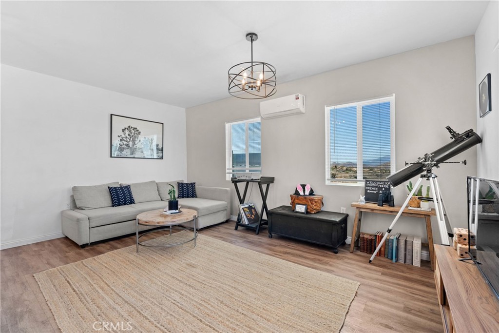 MLS #IV25105249 image #4