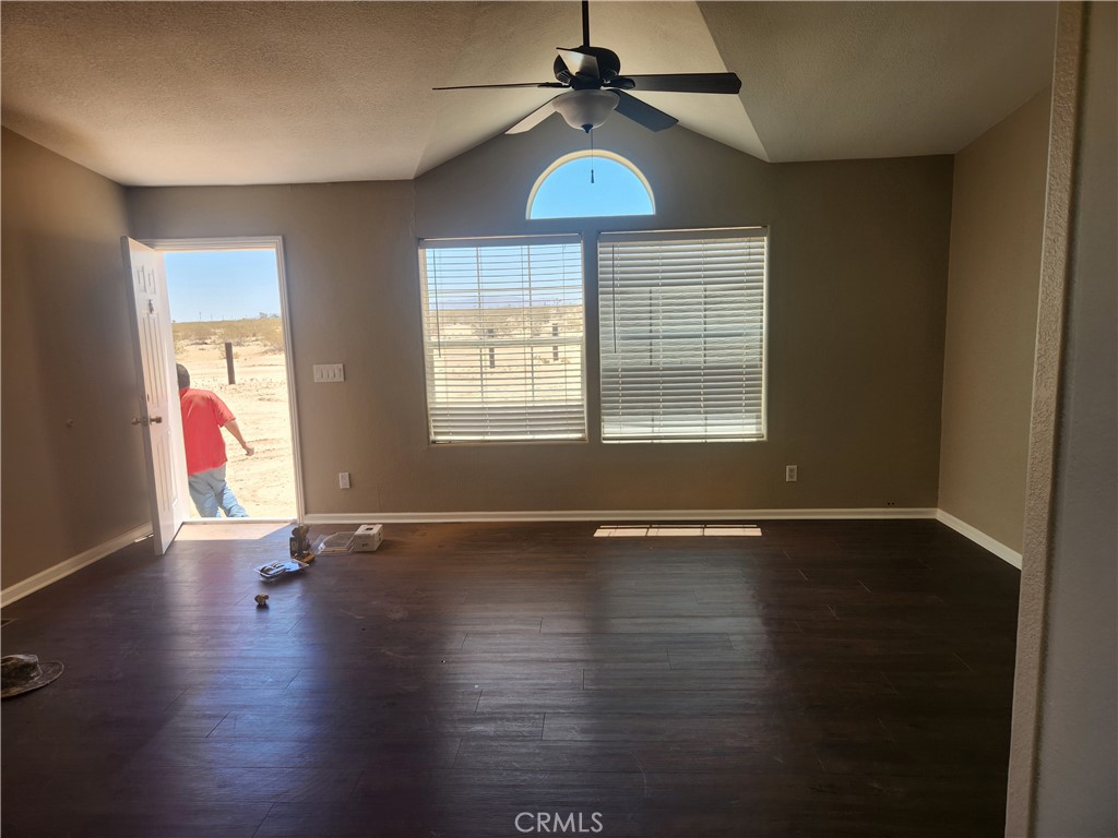 MLS #IV25109722 image #2