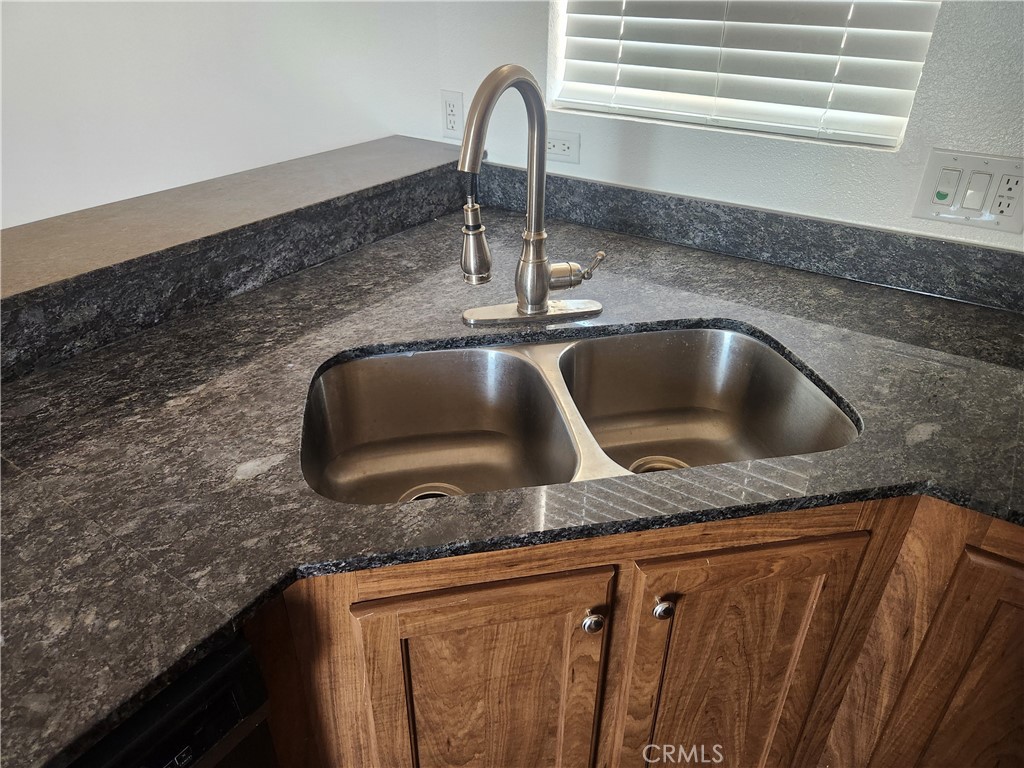 MLS #IV25109815 image #2