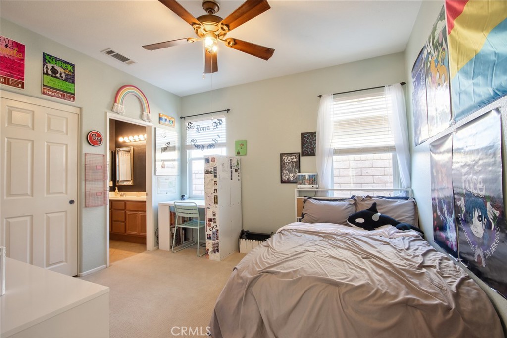 MLS #IV25110004 image #38