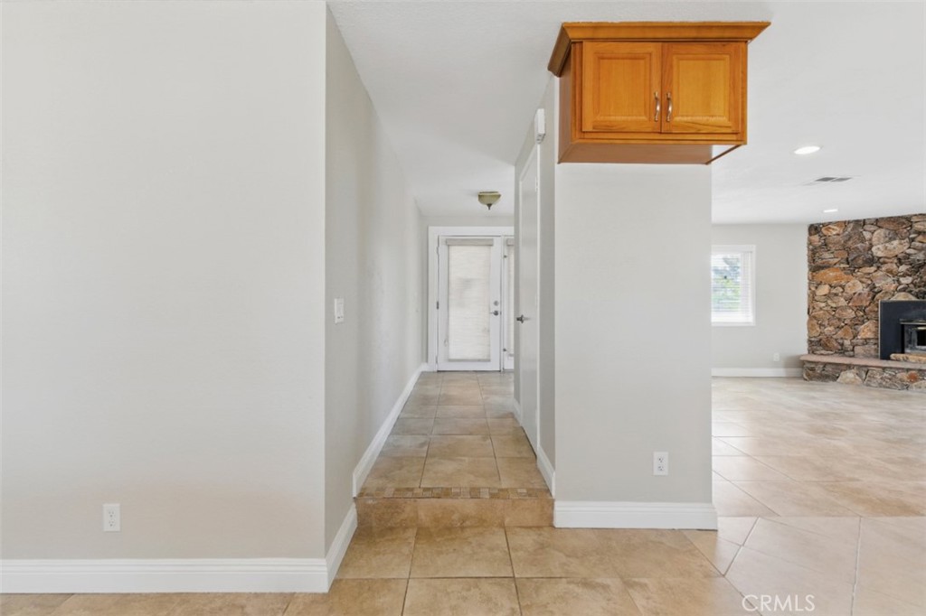 MLS #IV25110324 image #10