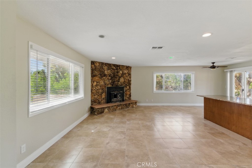 MLS #IV25110324 image #13