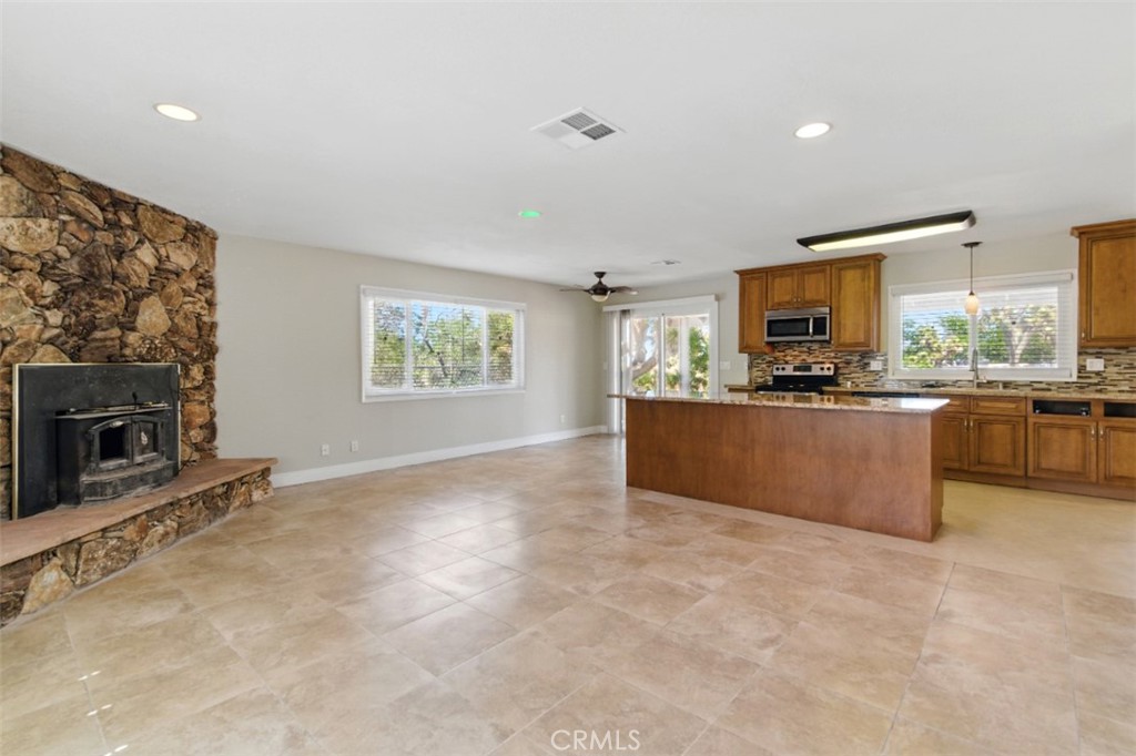 MLS #IV25110324 image #14