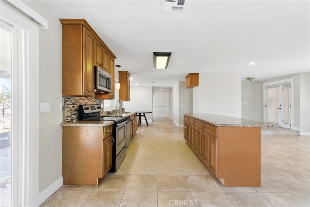 MLS #IV25110324 image #17