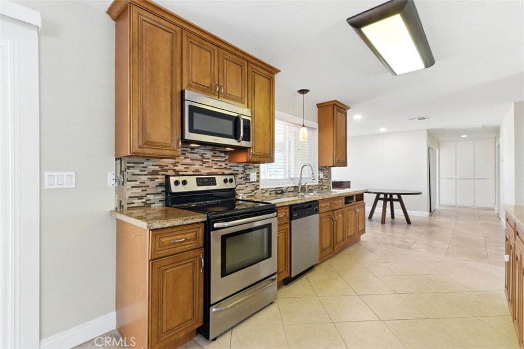 MLS #IV25110324 image #18