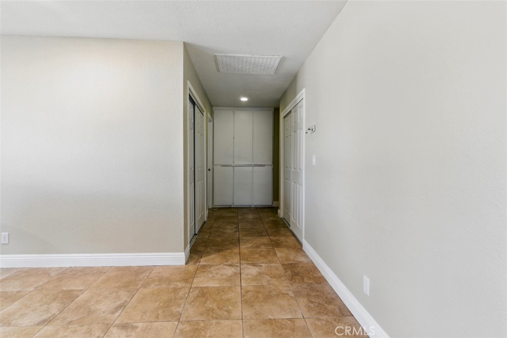 MLS #IV25110324 image #25