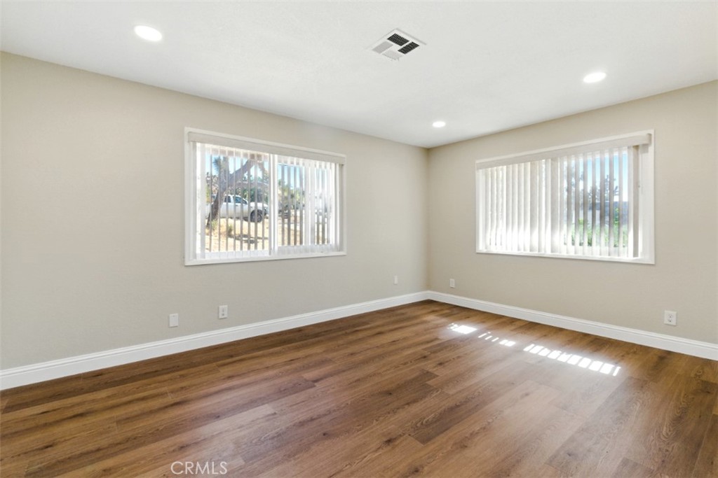 MLS #IV25110324 image #34