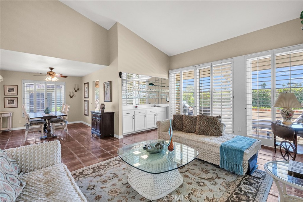 MLS #IV25112124 image #0