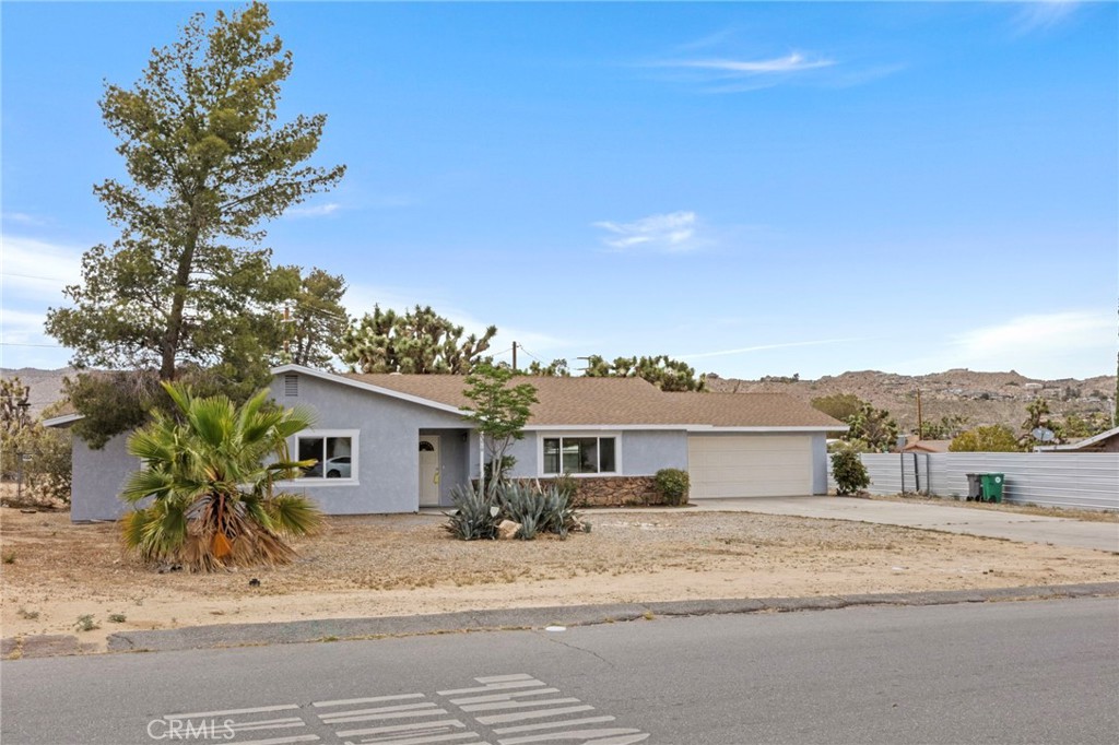 MLS #IV25123905 image #2